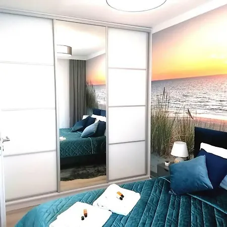 Piekny Bella Baltic Tuz Przy Plazy Widok Morze