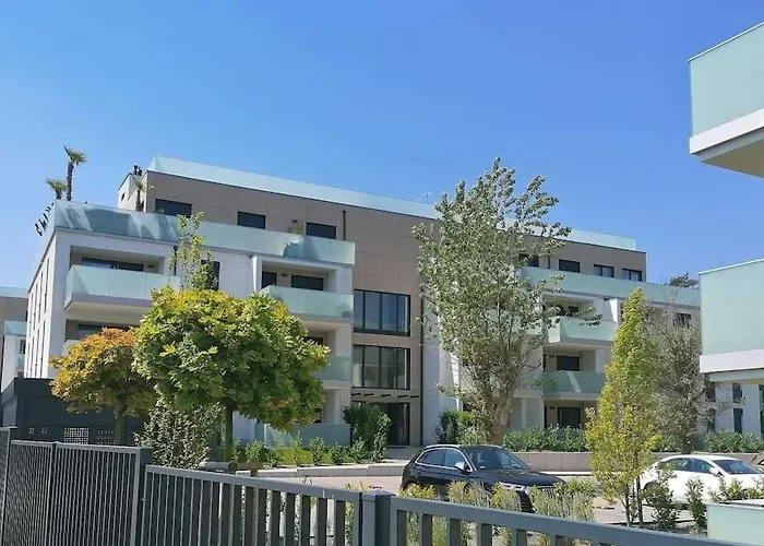 Piekny Bella Baltic Tuz Przy Plazy Widok Morze